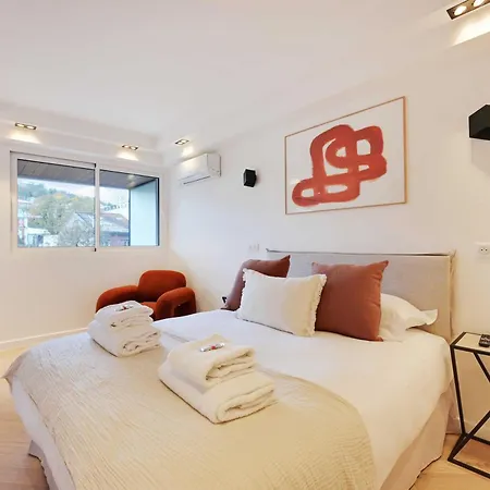 Charming Apt With Ac And Balcony -2br-4p- شقة